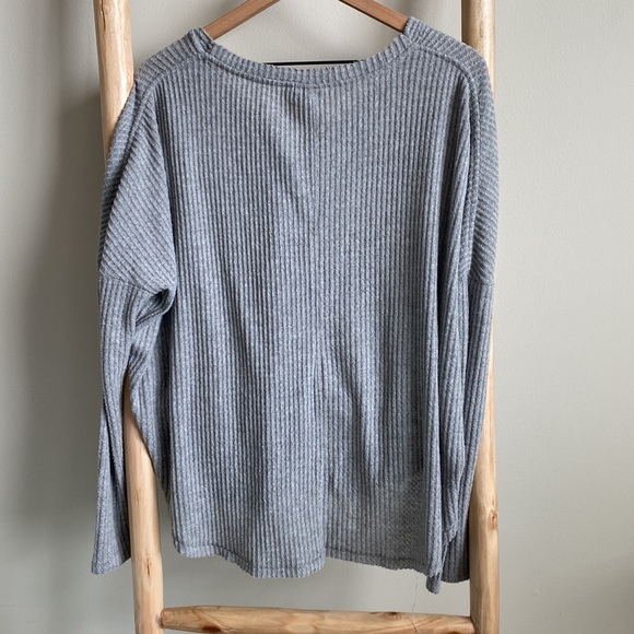 Urban Outfitters Out From Under Thermal Top - Picture 4 of 7